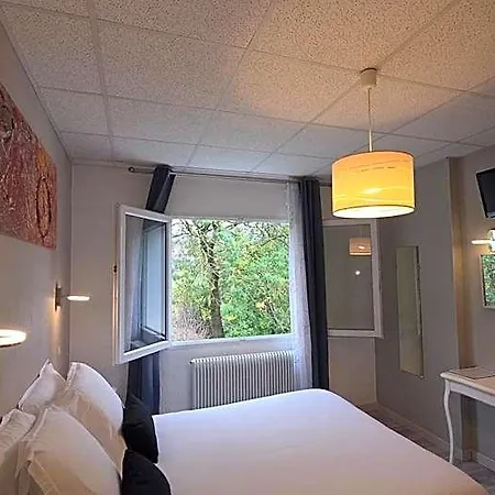 Restaurant Mas Le Chatelet Hotel 3*