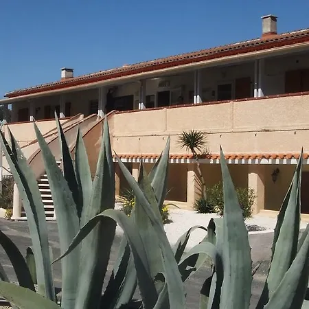 Le Chatelet 3* Saint-Paul-de-Fenouillet