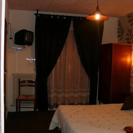 Restaurant Mas Le Chatelet Ξενοδοχείο